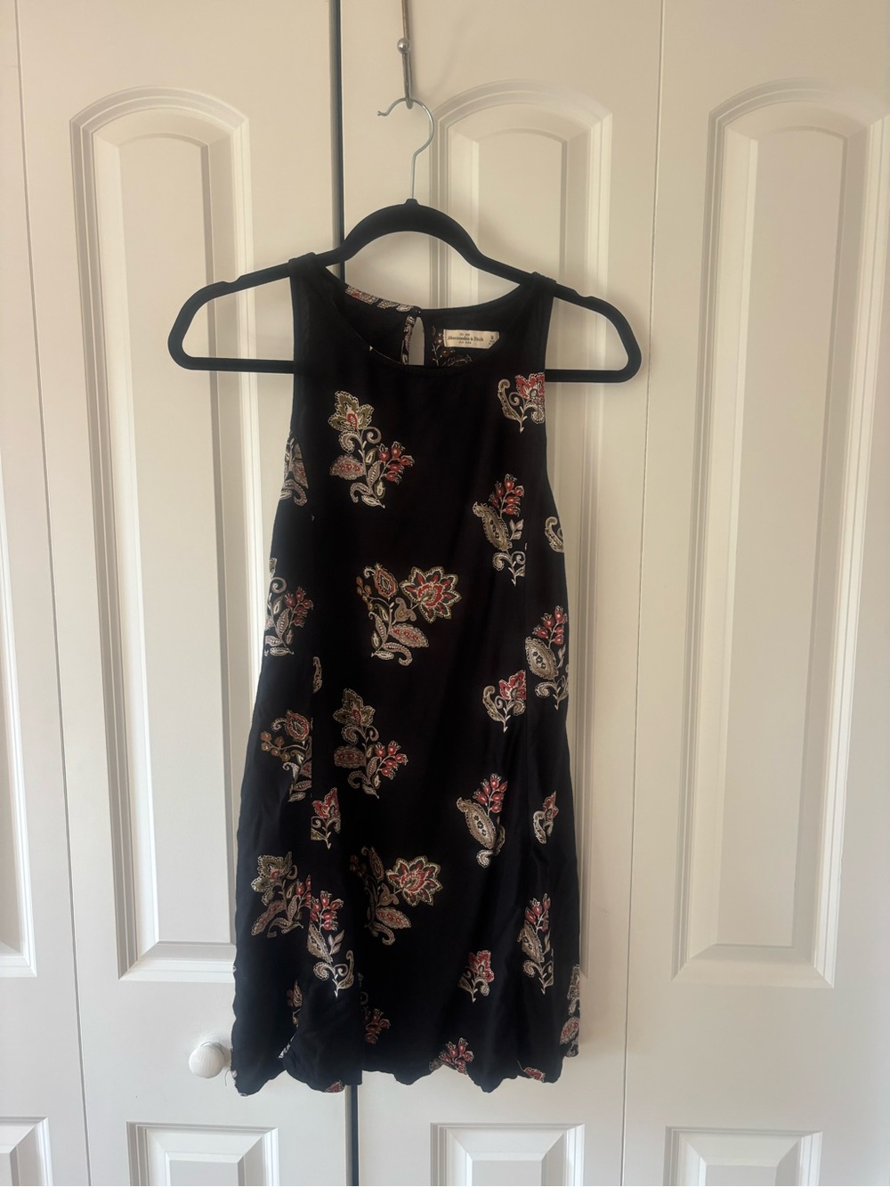 Abercrombie & Fitch Black floral paisley fall mini dress
